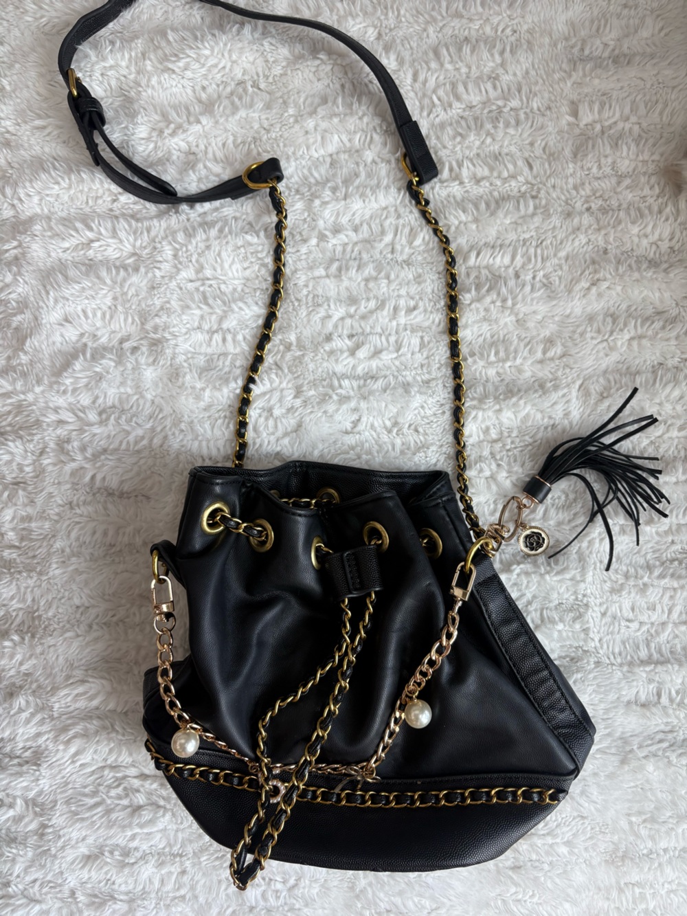 Black Leather Chain-Trim Shoulder Bag with Tassel